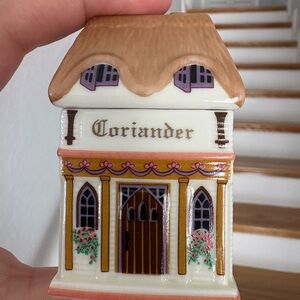 Lenox 1995 Vintage Canterbury Crossing Coriander Spicy Jar